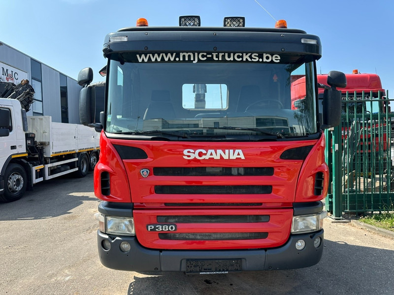 Scania P380 6x4 HOOKLIFT HIAB 25T - 6100mm - A/C - CAMERA - E4 - AIR SUSPENSION - BE TRUCK - Abrollkipper: das Bild 2 Scania P380 6x4 HOOKLIFT HIAB 25T - 6100mm - A/C - CAMERA - E4 - AIR SUSPENSION - BE TRUCK - Abrollkipper: das Bild 2