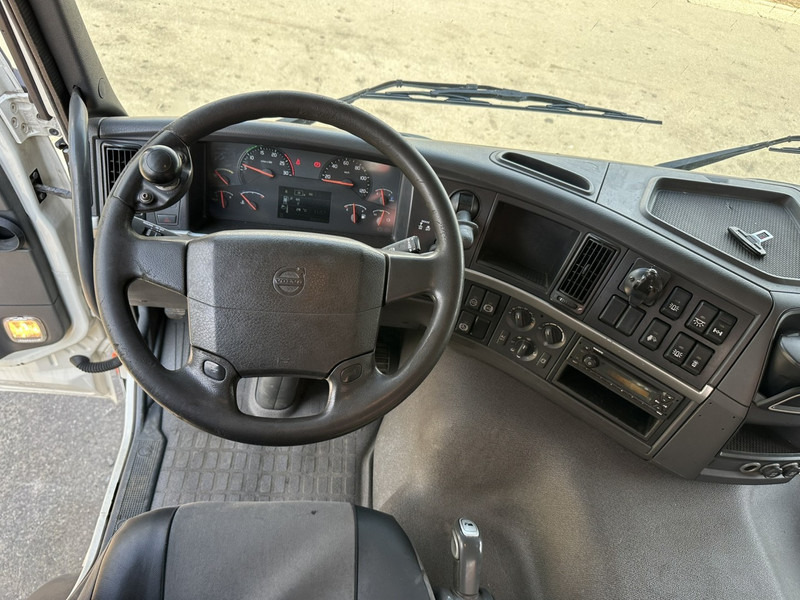 Autokran Volvo FM 400 + KRAN FASSI F260BXP.25 - 5x  / RADIO - EURO 4 - I SHIFT - A/C - BE TRUCK: das Bild 13