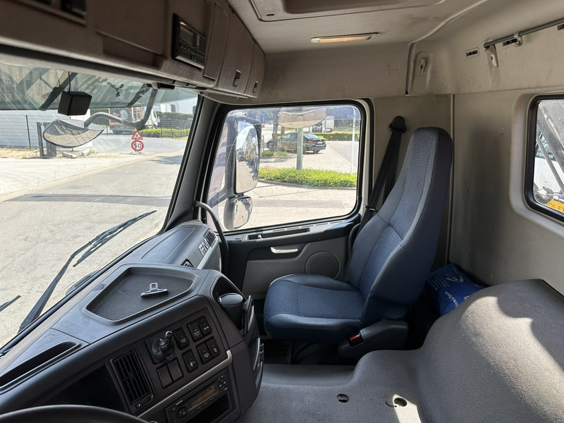 Autokran Volvo FM 400 + KRAN FASSI F260BXP.25 - 5x  / RADIO - EURO 4 - I SHIFT - A/C - BE TRUCK: das Bild 12
