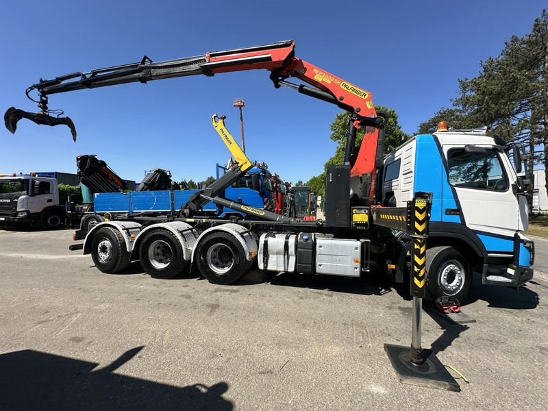 Volvo FMX 460 8x4 TRIDEM HOOKLIFT + CRANE PK 23002 SH + GRABBER / ROTATOR - EURO 6 - LIFT + STEERING AXLE - *374.000km* - EXT BUMPER - Abrollkipper, Autokran: das Bild 4 Volvo FMX 460 8x4 TRIDEM HOOKLIFT + CRANE PK 23002 SH + GRABBER / ROTATOR - EURO 6 - LIFT + STEERING AXLE - *374.000km* - EXT BUMPER - Abrollkipper, Autokran: das Bild 4