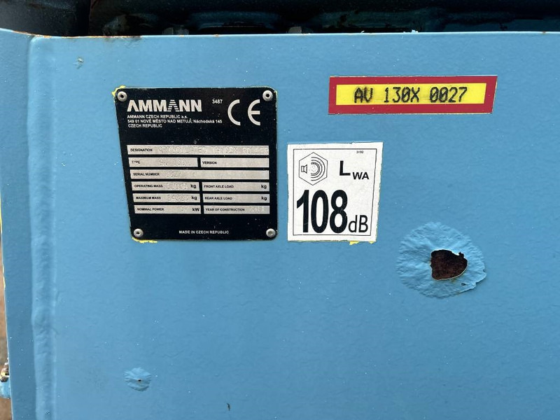 Walzen Ammann AV130X: das Bild 15