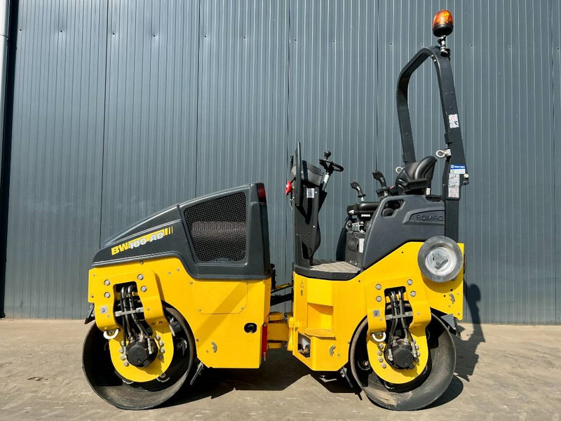 Bomag BW100 AD-5 - Walzen: das Bild 2 Bomag BW100 AD-5 - Walzen: das Bild 2