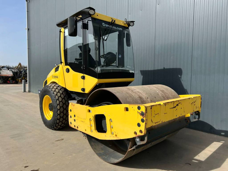 Bomag BW177D-5 - Walzen: das Bild 3 Bomag BW177D-5 - Walzen: das Bild 3