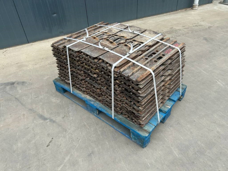 Cat 320D / 320E / 323D / 323E 700mm shoes - 30% - Rahmen/ Chassis für Baumaschine: das Bild 2 Cat 320D / 320E / 323D / 323E 700mm shoes - 30% - Rahmen/ Chassis für Baumaschine: das Bild 2