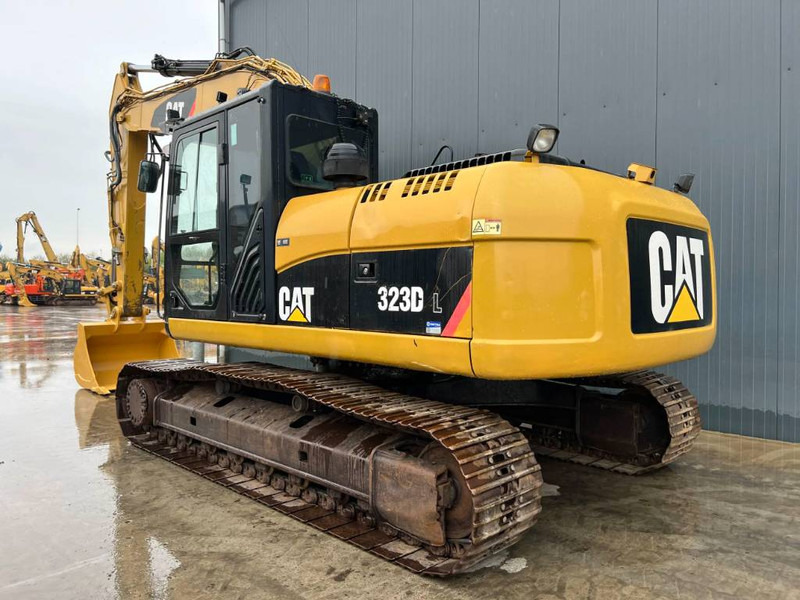 Cat 323D L - Kettenbagger: das Bild 2 Cat 323D L - Kettenbagger: das Bild 2