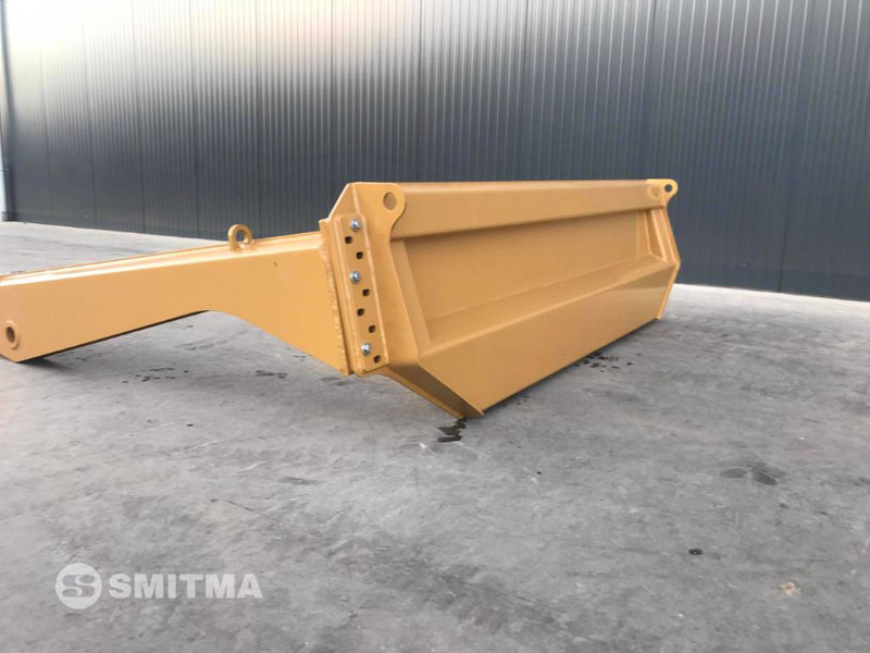 Cat 730 - Ladebordwand für Baumaschine: das Bild 2 Cat 730 - Ladebordwand für Baumaschine: das Bild 2