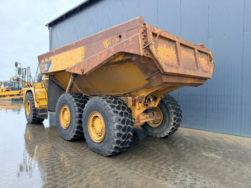 Cat 730 - Knickgelenkter Dumper: das Bild 2 Cat 730 - Knickgelenkter Dumper: das Bild 2