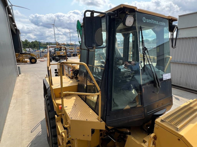 Bulldozer Cat 824H: das Bild 14