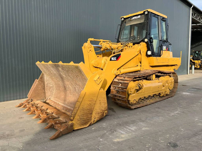 Laderaupe Cat 963C: das Bild 1