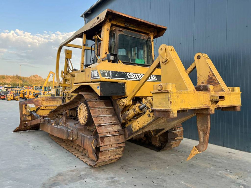 Cat D7H - Bulldozer: das Bild 2 Cat D7H - Bulldozer: das Bild 2