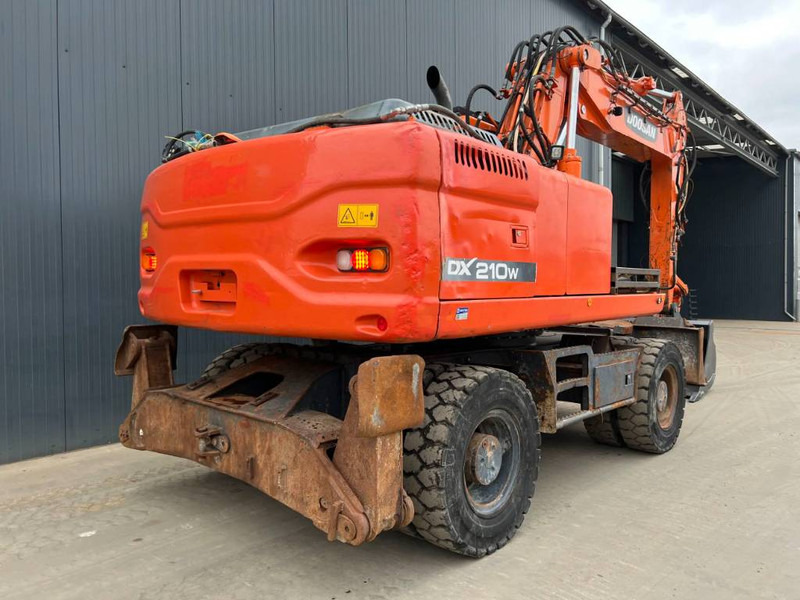 Doosan DX210W - Mobilbagger: das Bild 4 Doosan DX210W - Mobilbagger: das Bild 4