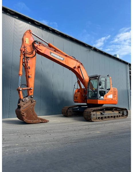 Doosan DX235LCR - Kettenbagger: das Bild 1 Doosan DX235LCR - Kettenbagger: das Bild 1