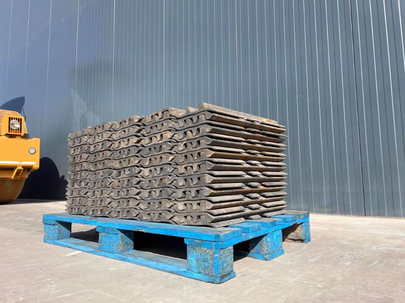 FIAT-HITACHI EX255 - Rahmen/ Chassis für Baumaschine: das Bild 2 FIAT-HITACHI EX255 - Rahmen/ Chassis für Baumaschine: das Bild 2