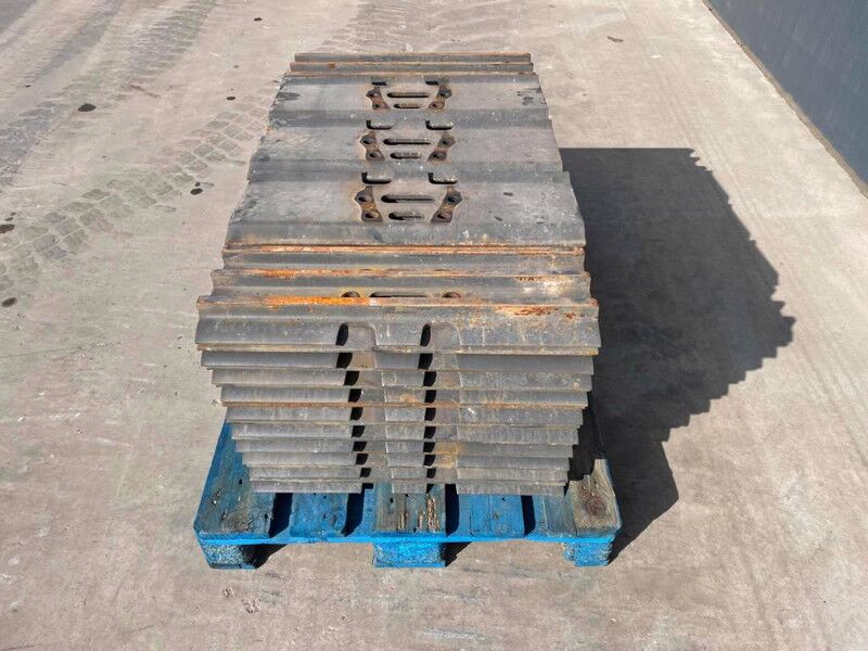 Hyundai R210 / R215 / R220 / R235 / R250 / R260 - Rahmen/ Chassis für Baumaschine: das Bild 3 Hyundai R210 / R215 / R220 / R235 / R250 / R260 - Rahmen/ Chassis für Baumaschine: das Bild 3