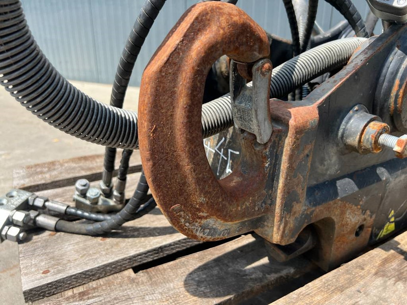 Schnellwechsler für Baumaschine OilQuick OQ65 - M314F / M316F / M318F: das Bild 12 Schnellwechsler für Baumaschine OilQuick OQ65 - M314F / M316F / M318F: das Bild 12