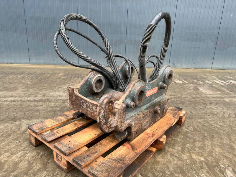 OilQuick OQ70/55 - 323D - Schnellwechsler für Baumaschine: das Bild 1 OilQuick OQ70/55 - 323D - Schnellwechsler für Baumaschine: das Bild 1