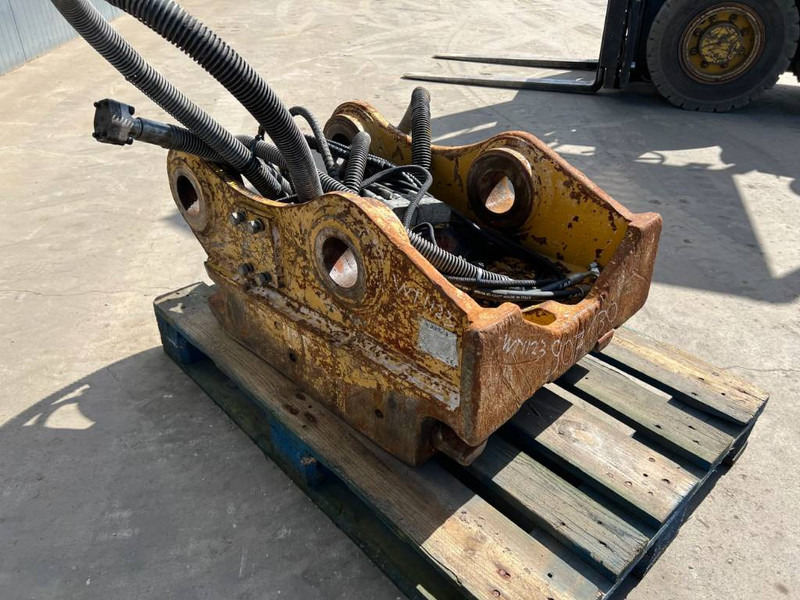 OilQuick OQ80 - 330F / 329E - Schnellwechsler für Baumaschine: das Bild 3 OilQuick OQ80 - 330F / 329E - Schnellwechsler für Baumaschine: das Bild 3