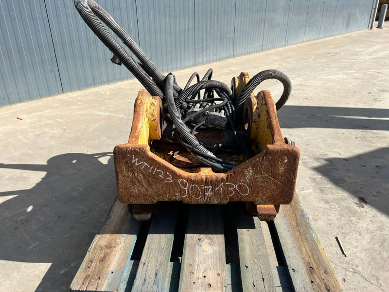 OilQuick OQ80 - 330F / 329E - Schnellwechsler für Baumaschine: das Bild 2 OilQuick OQ80 - 330F / 329E - Schnellwechsler für Baumaschine: das Bild 2