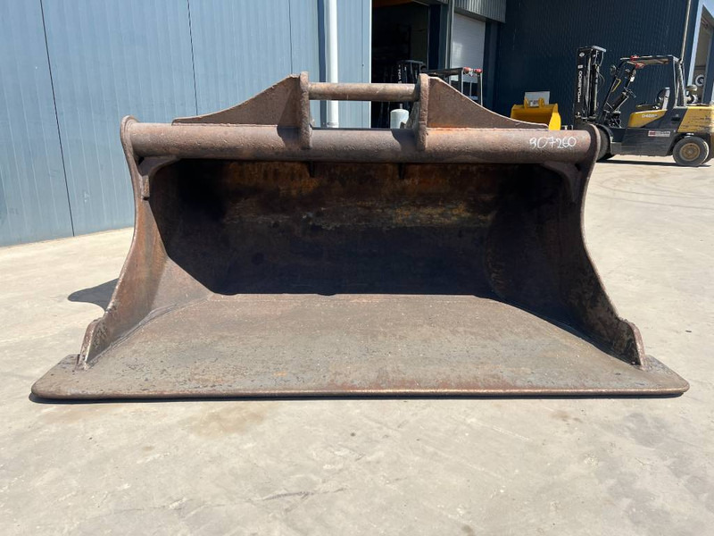 SMP S70 - Schaufel für Baumaschine: das Bild 2 SMP S70 - Schaufel für Baumaschine: das Bild 2