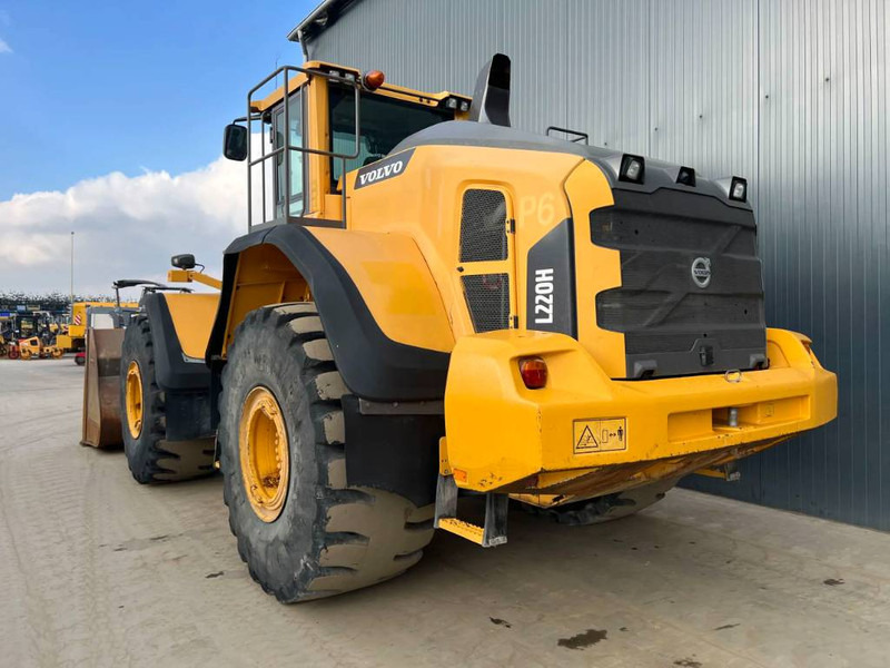 Volvo L220H - Radlader: das Bild 2 Volvo L220H - Radlader: das Bild 2