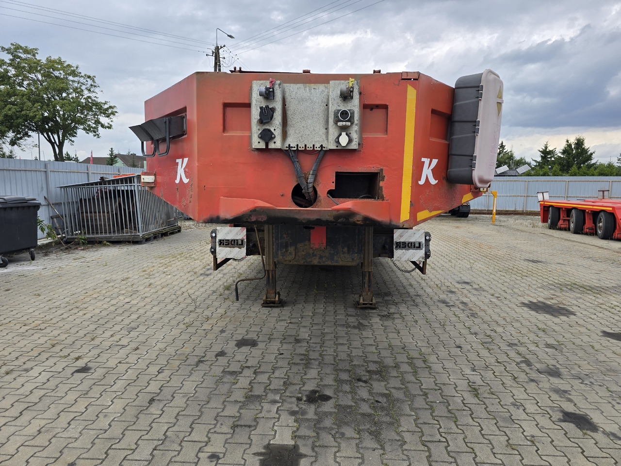 ArtTrailer LIDER ART-01 - Tieflader Auflieger: das Bild 3 ArtTrailer LIDER ART-01 - Tieflader Auflieger: das Bild 3