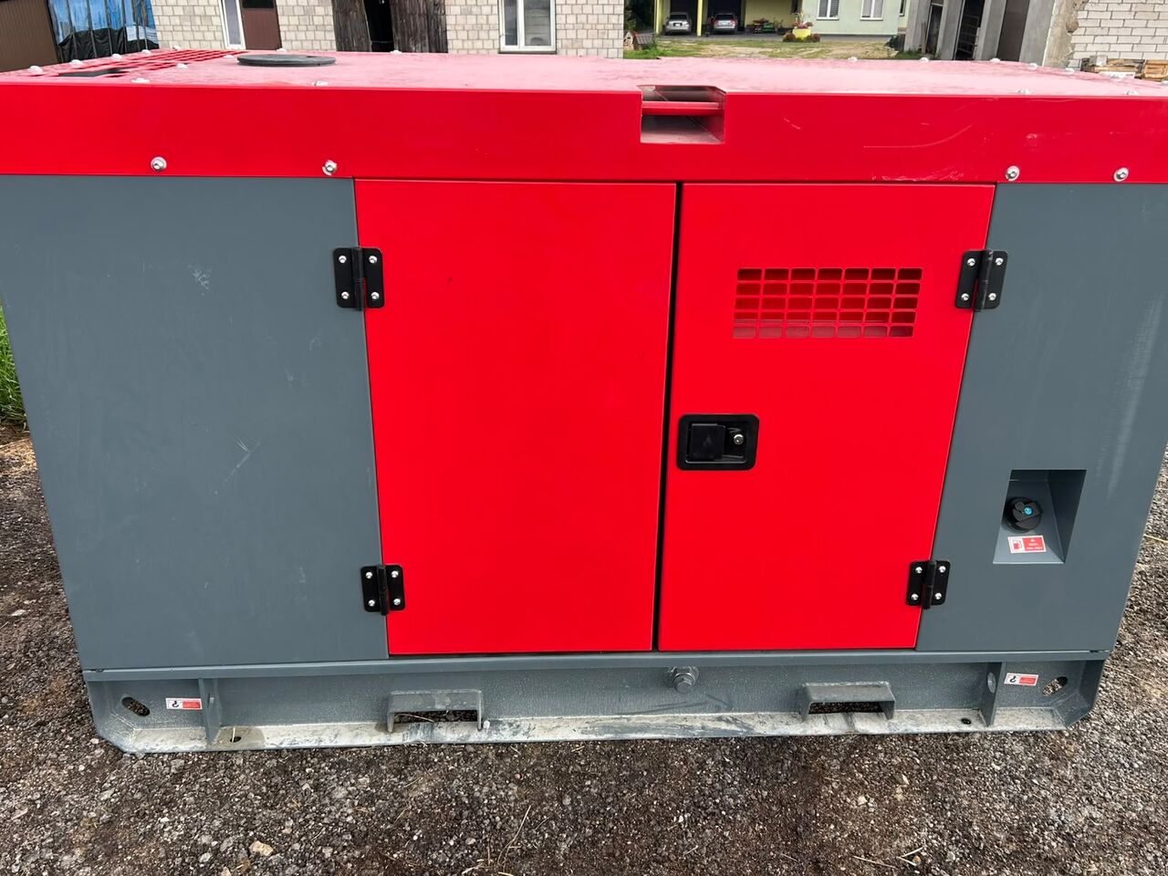 DEVOL POWER VG-R30 - Stromgenerator: das Bild 2 DEVOL POWER VG-R30 - Stromgenerator: das Bild 2