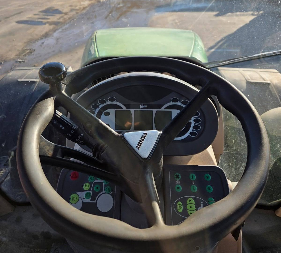 FENDT 936 PROFI PLUS - Traktor: das Bild 5 FENDT 936 PROFI PLUS - Traktor: das Bild 5