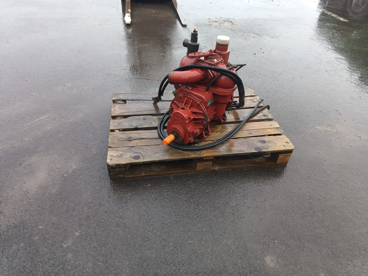 HTS 100.27 - Güllefass: das Bild 2 HTS 100.27 - Güllefass: das Bild 2