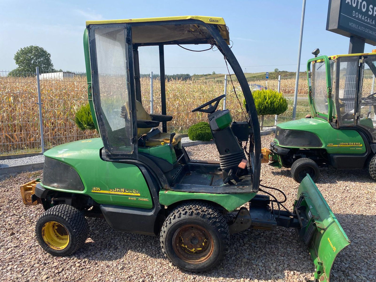 John Deere 1435 4WD Diesel - Traktor: das Bild 2 John Deere 1435 4WD Diesel - Traktor: das Bild 2