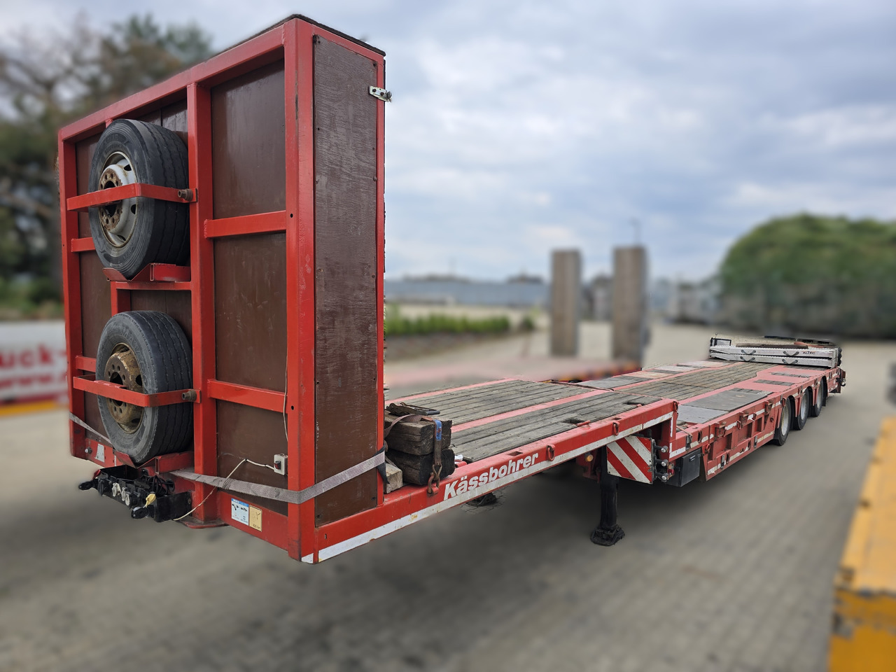 KASSBOHRER LB3E - Tieflader Auflieger: das Bild 2 KASSBOHRER LB3E - Tieflader Auflieger: das Bild 2