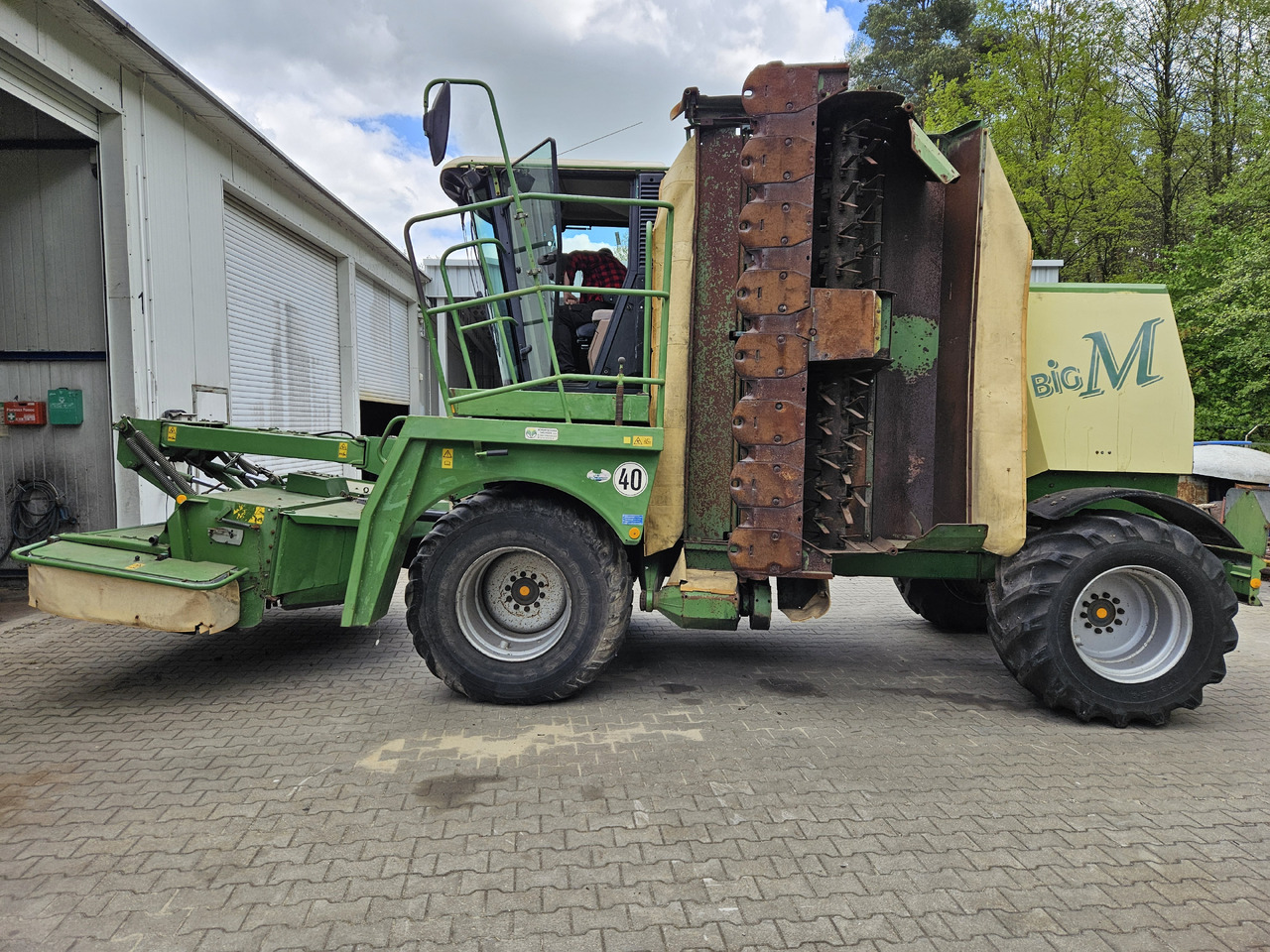 Krone Big M - Mähwerk: das Bild 2 Krone Big M - Mähwerk: das Bild 2