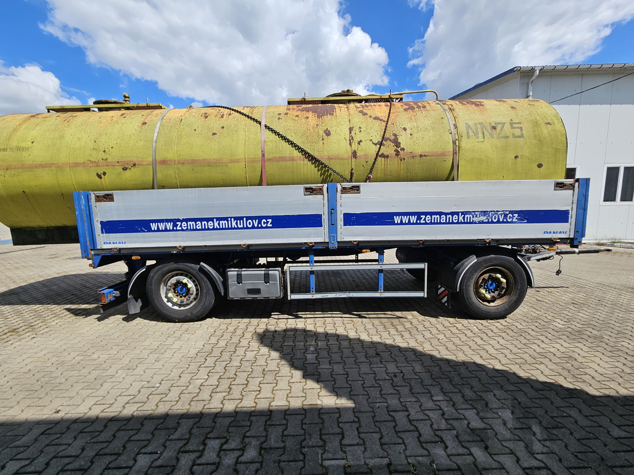 PV18 - PKW Anhänger: das Bild 1 PV18 - PKW Anhänger: das Bild 1