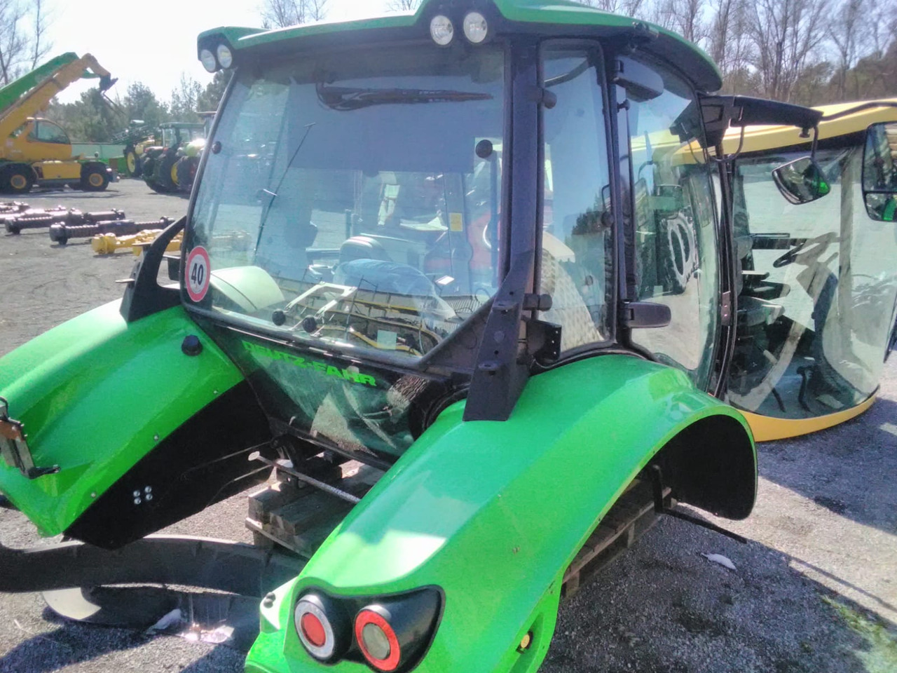 - Fahrerhaus für Traktor: das Bild 3 - Fahrerhaus für Traktor: das Bild 3