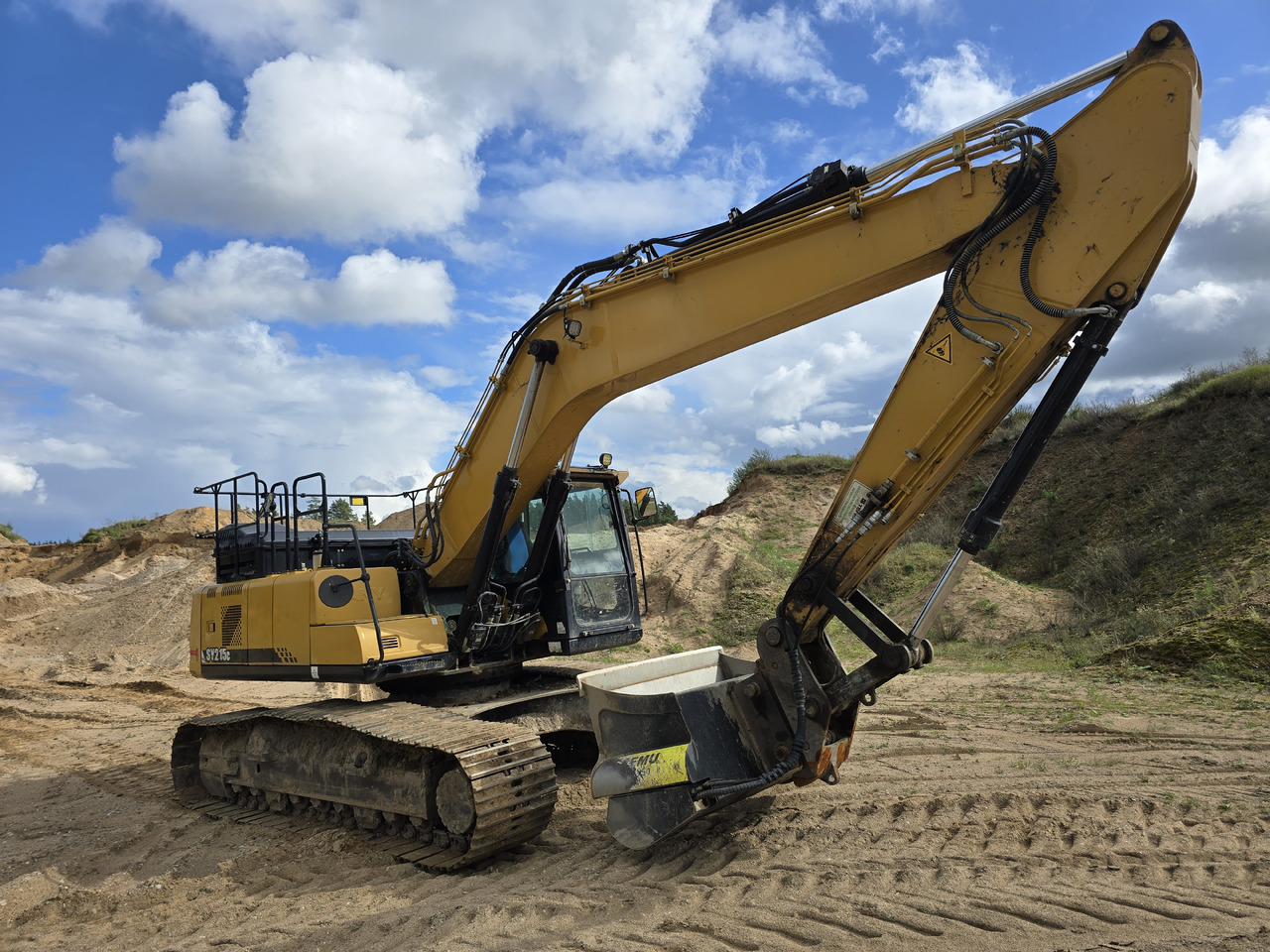 SANY SY215c - Kettenbagger: das Bild 1 SANY SY215c - Kettenbagger: das Bild 1