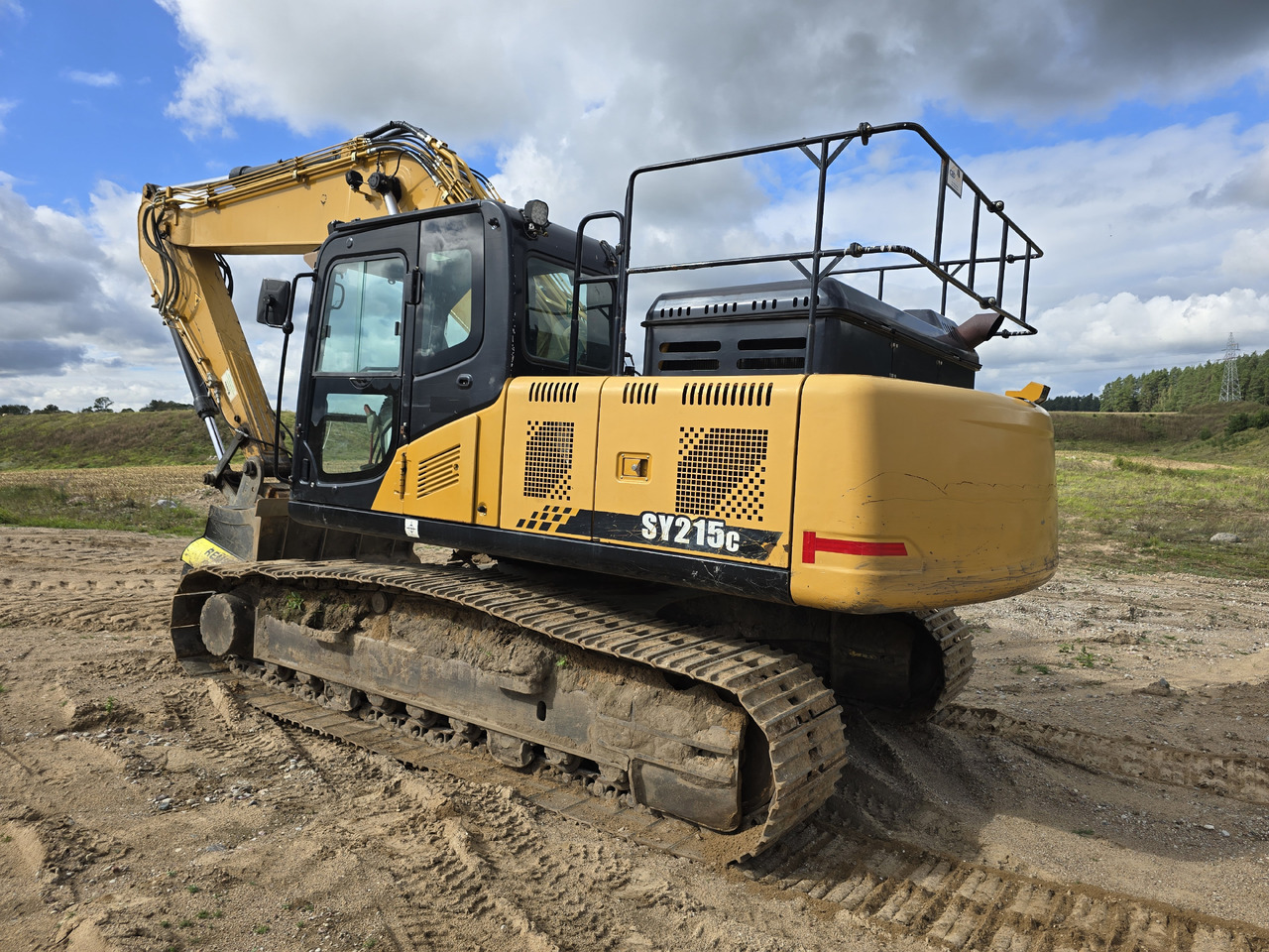 SANY SY215c - Kettenbagger: das Bild 5 SANY SY215c - Kettenbagger: das Bild 5