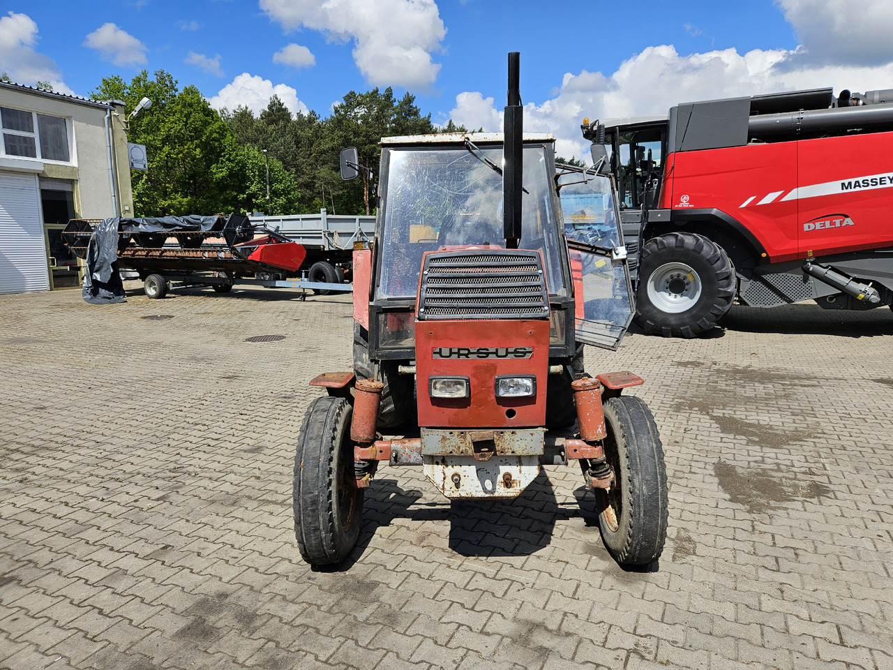 Ursus C-385 - Traktor: das Bild 2 Ursus C-385 - Traktor: das Bild 2