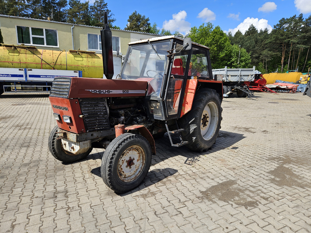 Ursus C-385 - Traktor: das Bild 1 Ursus C-385 - Traktor: das Bild 1