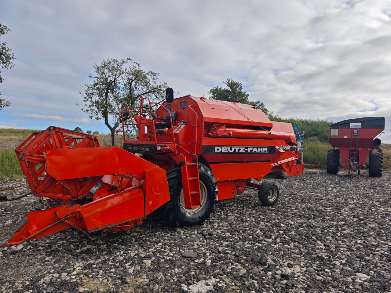 Deutz-fahr M 1080 - Mähdrescher: das Bild 2 Deutz-fahr M 1080 - Mähdrescher: das Bild 2