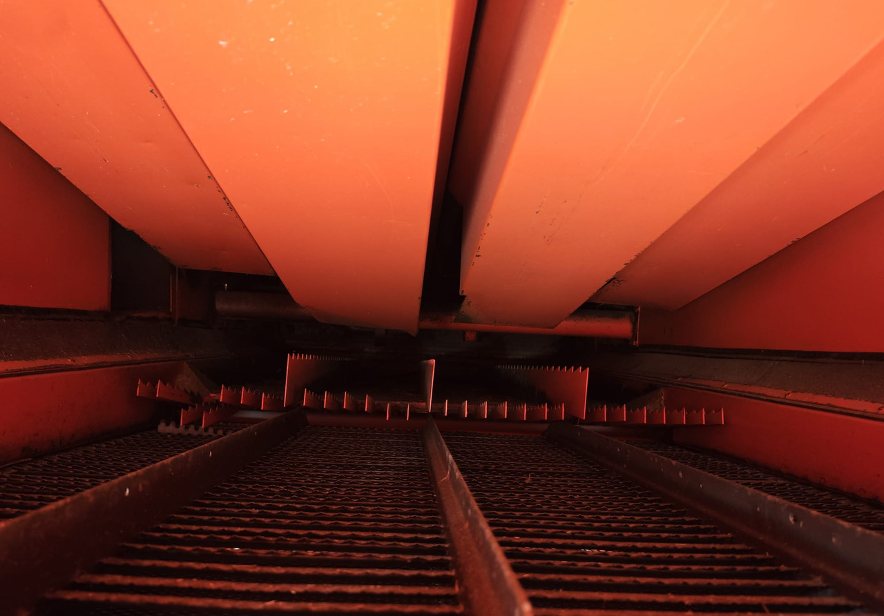 Deutz-fahr M 1080 - Mähdrescher: das Bild 4 Deutz-fahr M 1080 - Mähdrescher: das Bild 4