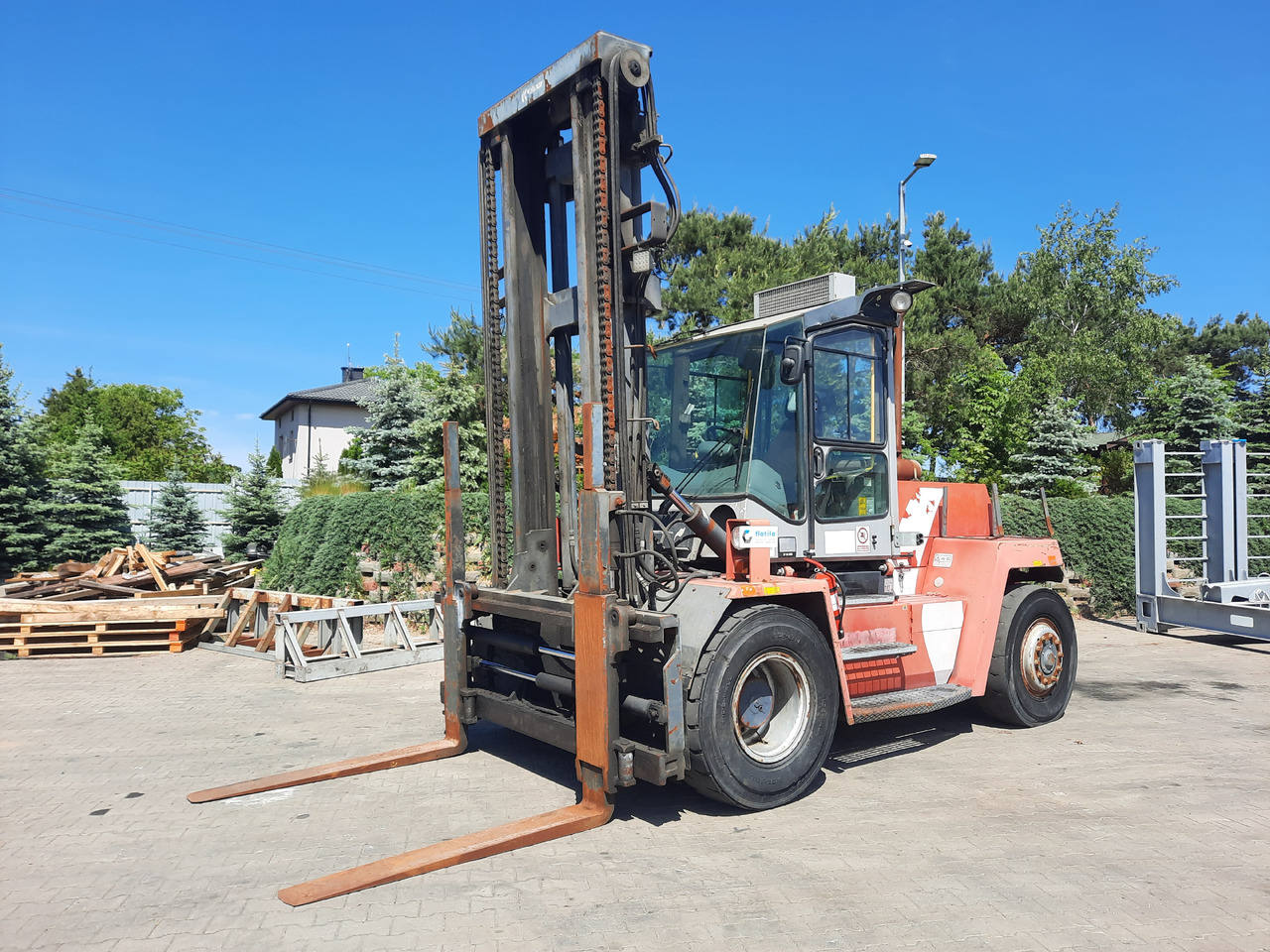 Kalmar DCD 100-6 - Dieselstapler: das Bild 1 Kalmar DCD 100-6 - Dieselstapler: das Bild 1