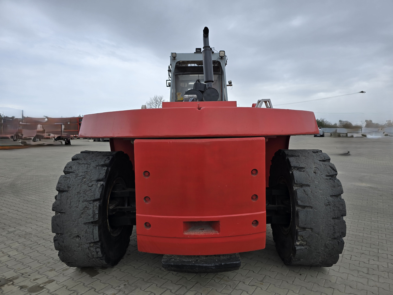 Kalmar KALMAR DCD420-12 - Containerstapler: das Bild 4 Kalmar KALMAR DCD420-12 - Containerstapler: das Bild 4