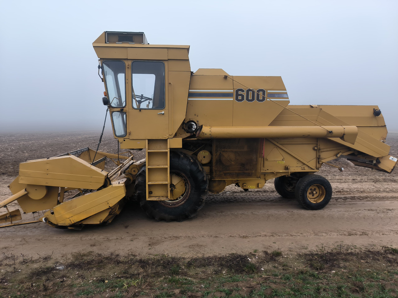 Sampo ROSENLEW 600 - Mähdrescher: das Bild 1 Sampo ROSENLEW 600 - Mähdrescher: das Bild 1