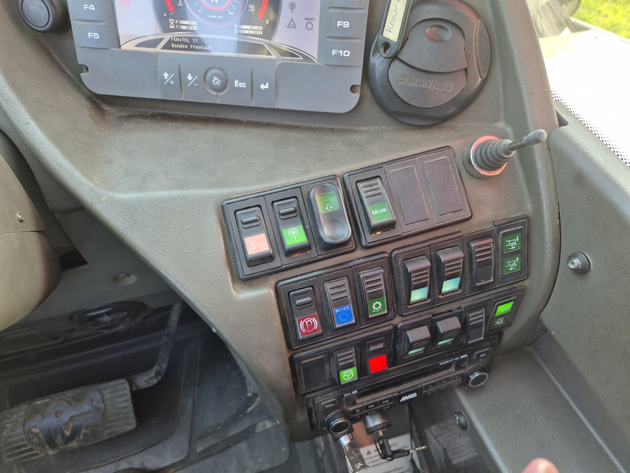 Teleskoplader Manitou MRT 2150 plus privilege: das Bild 16