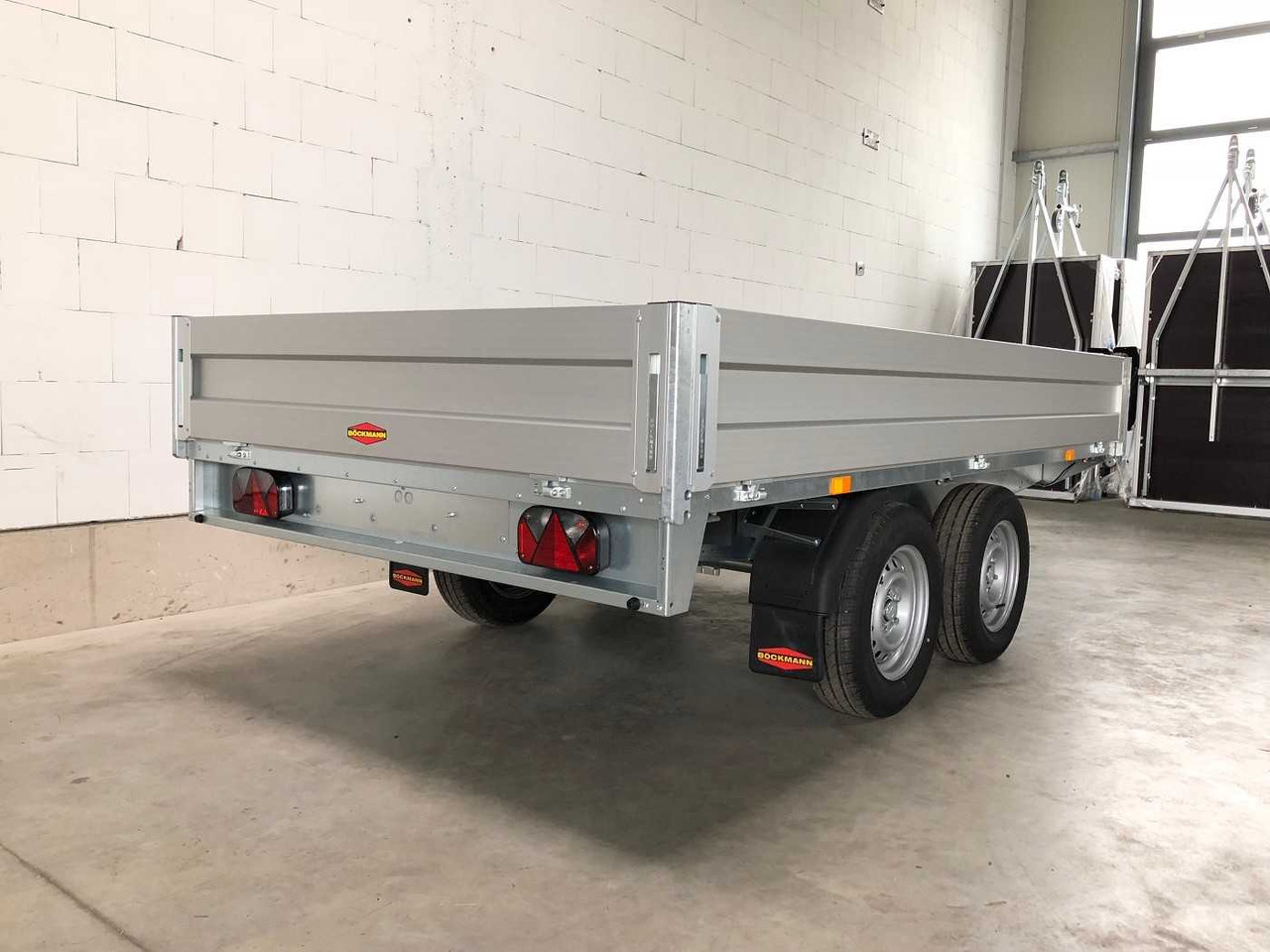 BOECKMANN HL-AL 3218/20 Eco XXL Hochlader - Pritschenanhänger/ Plattformanhänger: das Bild 5 BOECKMANN HL-AL 3218/20 Eco XXL Hochlader - Pritschenanhänger/ Plattformanhänger: das Bild 5
