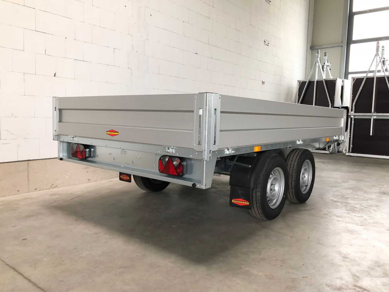 BOECKMANN HL-AL 3218/27 Eco XXL Hochlader - Pritschenanhänger/ Plattformanhänger: das Bild 5 BOECKMANN HL-AL 3218/27 Eco XXL Hochlader - Pritschenanhänger/ Plattformanhänger: das Bild 5