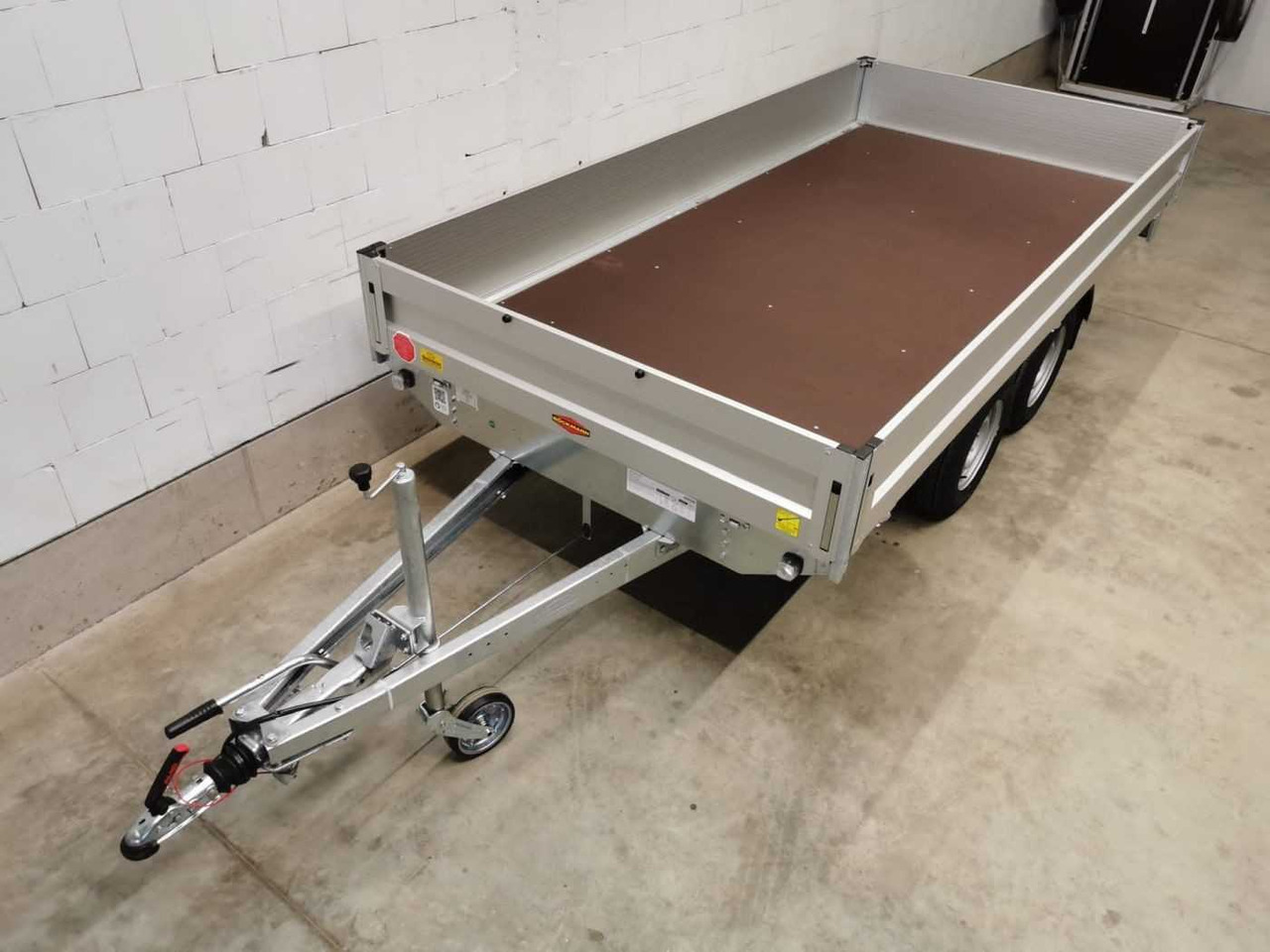 BOECKMANN HL-AL 3718/35 Eco XXL Hochlader - PKW Anhänger: das Bild 4 BOECKMANN HL-AL 3718/35 Eco XXL Hochlader - PKW Anhänger: das Bild 4