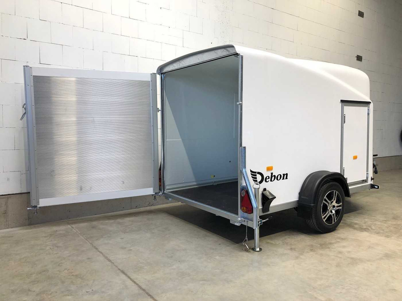 CHEVAL LIBERTE Cargo 1300.02+Tür Alu-Felgen Kofferanhänger - Koffer Anhänger: das Bild 5 CHEVAL LIBERTE Cargo 1300.02+Tür Alu-Felgen Kofferanhänger - Koffer Anhänger: das Bild 5