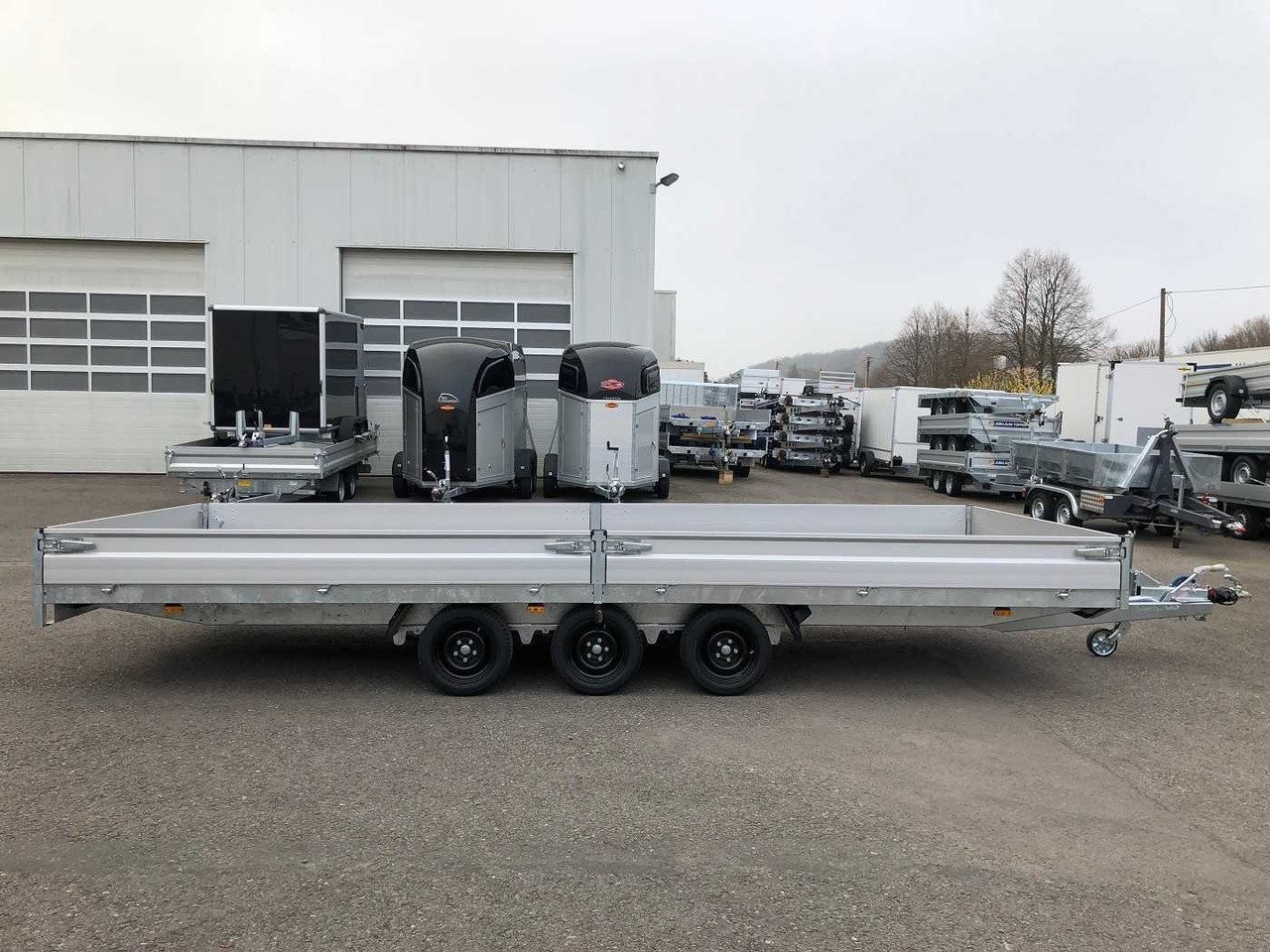 HAPERT Azure H-3 Hochlader - Pritschenanhänger/ Plattformanhänger: das Bild 3 HAPERT Azure H-3 Hochlader - Pritschenanhänger/ Plattformanhänger: das Bild 3