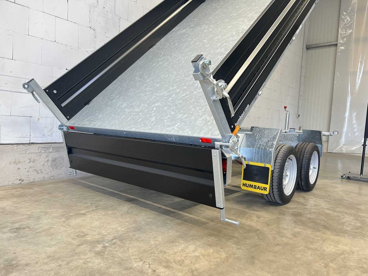 Kipper Anhänger neu kaufen HUMBAUR HTK 3500.31 Stahl Black Dreiseitenkipper: das Bild 6