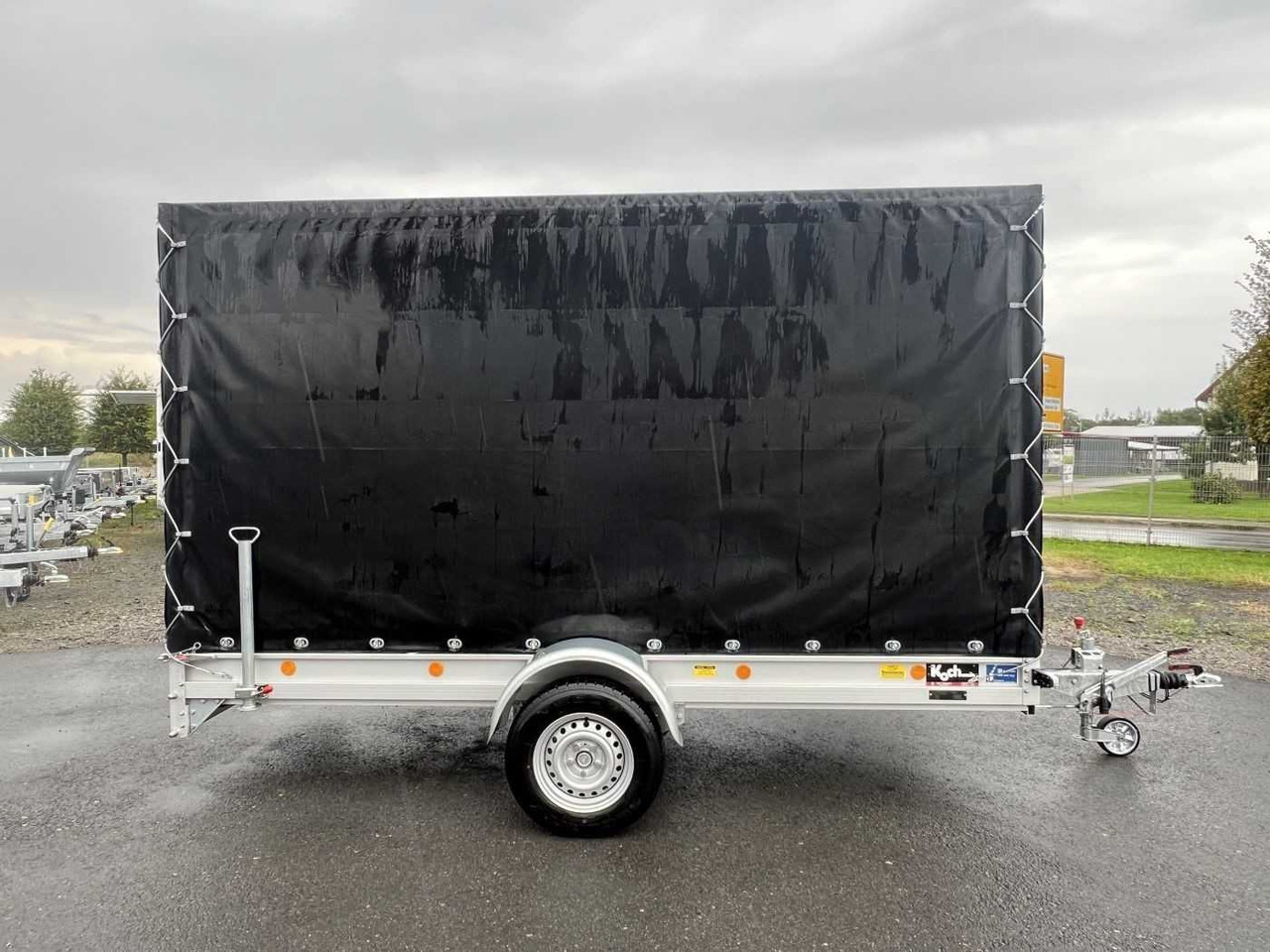 KOCH 8.15 Plane Kastenanhänger gebremst - PKW Anhänger: das Bild 1 KOCH 8.15 Plane Kastenanhänger gebremst - PKW Anhänger: das Bild 1